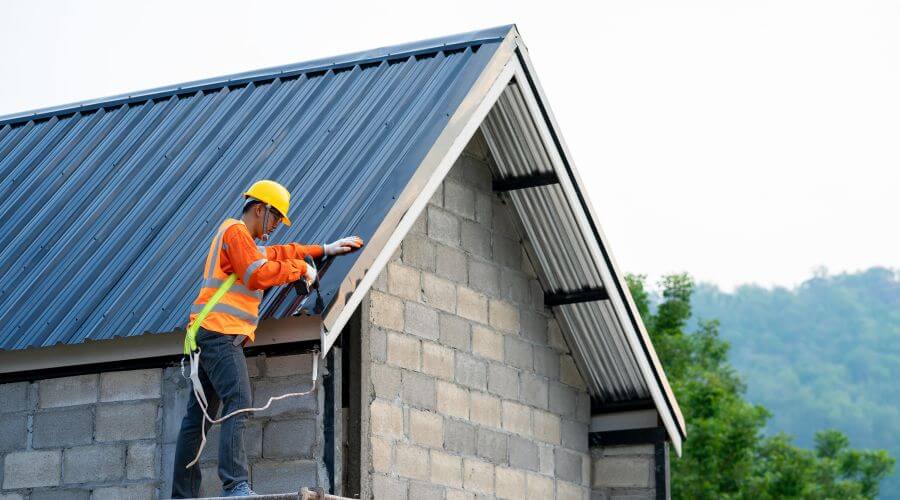 Professional Flat Roofing Installation in Millersburg, IN